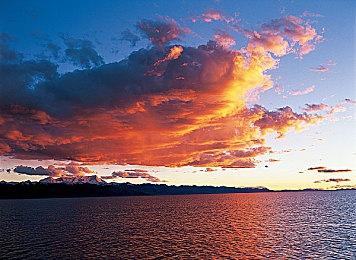 STEAM《三重幻想》RPG与《棕色尘埃》推出第3波限时联名活动